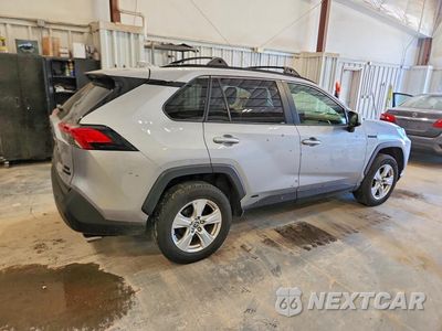 Trzecie zdjęcie samochodu z tyłu: 2020 TOYOTA RAV4 HYBRID XLE VIN:JTMR6RFVXLD005409 - miniatura