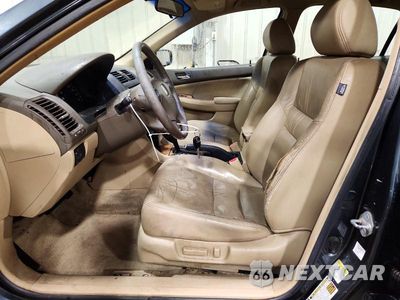 Zdjęcie 7 z 13 samochodu: 2005 HONDA ACCORD EX VIN:1HGCM66525A066284 - miniatura