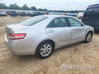 Trzecie zdjęcie samochodu z tyłu: 2011 TOYOTA CAMRY LE VIN:4T1BF3EK0BU141886 - miniatura