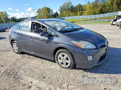Czwarte zdjęcie samochodu z boku: 2011 TOYOTA PRIUS TWO VIN:JTDKN3DUXB1362231 - miniatura