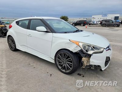 Czwarte zdjęcie samochodu z boku: 2013 HYUNDAI VELOSTER RE MIX VIN:KMHTC6AD2DU141008 - miniatura