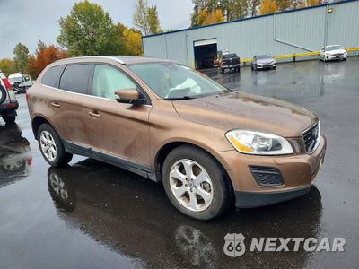 Czwarte zdjęcie samochodu z boku: 2013 VOLVO XC60 3.2 VIN:YV4940DZ2D2399828 - miniatura