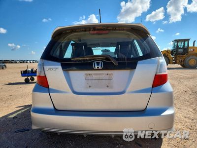 Zdjęcie 6 z 12 samochodu: 2012 HONDA FIT SPORT VIN:JHMGE8H52CC017978 - miniatura