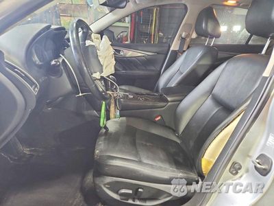 Zdjęcie 7 z 12 samochodu: 2015 INFINITI Q50 PREMIUM VIN:JN1BV7AR8FM414700 - miniatura