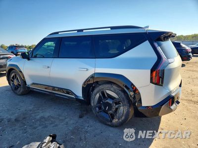 Drugie zdjęcie samochodu z przodu: 2024 KIA EV9 GT LINE VIN:KNDAEFS57R6031385 - miniatura