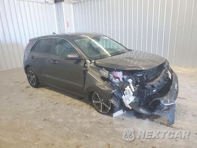 Czwarte zdjęcie samochodu z boku: 2026 KIA NIRO LX VIN:KNDCP3LE7T5335703 - miniatura