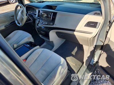 Zdjęcie 8 z 13 samochodu: 2011 TOYOTA SIENNA LE VIN:5TDKK3DC9BS073652 - miniatura
