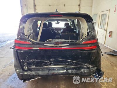 Zdjęcie 6 z 13 samochodu: 2021 CHRYSLER PACIFICA TOURING L VIN:2C4RC1BG5MR533228 - miniatura