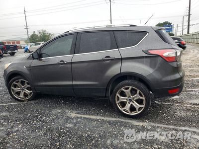 Drugie zdjęcie samochodu z przodu: 2017 FORD ESCAPE TITANIUM VIN:1FMCU0J97HUB36575 - miniatura