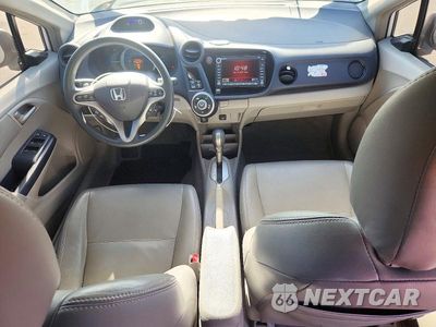 Zdjęcie 8 z 12 samochodu: 2010 HONDA INSIGHT EX VIN:JHMZE2H78AS008907 - miniatura