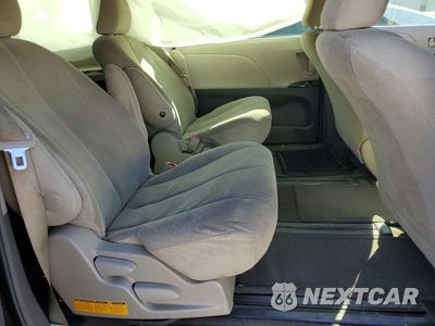 Zdjęcie 11 z 14 samochodu: 2014 TOYOTA SIENNA L 7-PASSENGER VIN:5TDZK3DC7ES525214 - miniatura