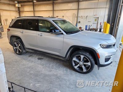 Czwarte zdjęcie samochodu z boku: 2024 JEEP GRAND CHEROKEE LIMITED 4XE VIN:1C4RJYB6XRC719224 - miniatura