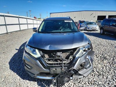 Piąte zdjęcie samochodu w środku: 2018 NISSAN ROGUE SL VIN:5N1AT2MV5JC768985 - miniatura