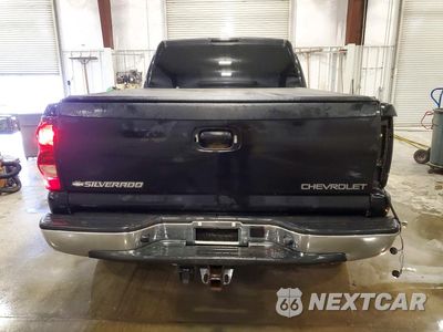 Zdjęcie 6 z 12 samochodu: 2006 CHEVROLET SILVERADO K1500 HEAVY DUTY VIN:1GCGK13U06F150418 - miniatura