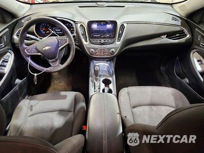 Zdjęcie 8 z 12 samochodu: 2019 CHEVROLET MALIBU LT VIN:1G1ZD5ST8KF212752 - miniatura