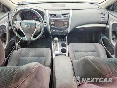 Zdjęcie 8 z 12 samochodu: 2014 NISSAN ALTIMA 2.5 SV VIN:1N4AL3AP1EC421892 - miniatura