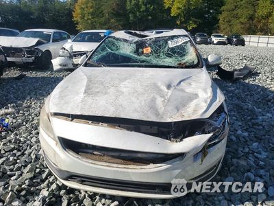 Piąte zdjęcie samochodu w środku: 2016 VOLVO S60 PREMIER VIN:YV126MFK6G2408244 - miniatura