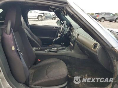 Zdjęcie 10 z 12 samochodu: 2011 MAZDA MX-5 MIATA VIN:JM1NC2JF0B0215389 - miniatura