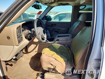 Zdjęcie 7 z 13 samochodu: 2005 CHEVROLET TAHOE C1500 VIN:1GNEC13T15J217056 - miniatura
