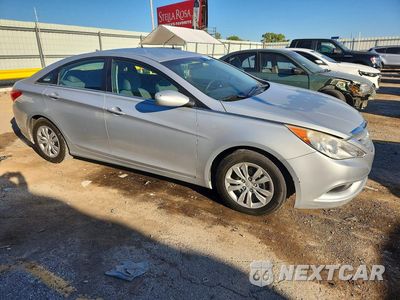 Czwarte zdjęcie samochodu z boku: 2011 HYUNDAI SONATA GLS VIN:5NPEB4AC2BH233464 - miniatura
