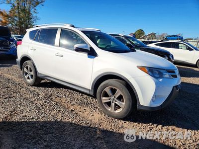 Czwarte zdjęcie samochodu z boku: 2015 TOYOTA RAV4 XLE VIN:JTMRFREV6FD117727 - miniatura