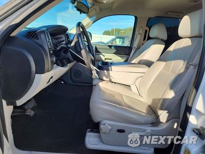 Zdjęcie 7 z 12 samochodu: 2009 CHEVROLET SILVERADO K2500 HEAVY DUTY LT VIN:1GCHK53679F122004 - miniatura