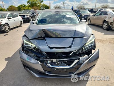 Piąte zdjęcie samochodu w środku: 2019 NISSAN LEAF SV VIN:1N4AZ1CP7KC312607 - miniatura