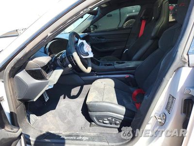 Zdjęcie 7 z 12 samochodu: 2025 PORSCHE TAYCAN GTS VIN:WP0AD2Y15SSA50310 - miniatura