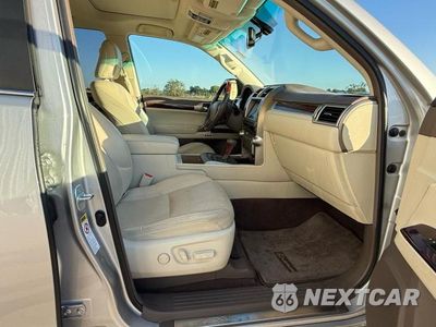 Piąte zdjęcie samochodu w środku: 2011 LEXUS GX 460 VIN:JTJBM7FX5B5018524 - miniatura