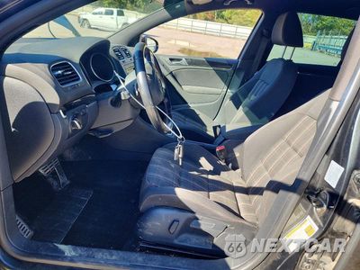 Zdjęcie 7 z 12 samochodu: 2010 VOLKSWAGEN GTI VIN:WVWHD7AJXAW388750 - miniatura