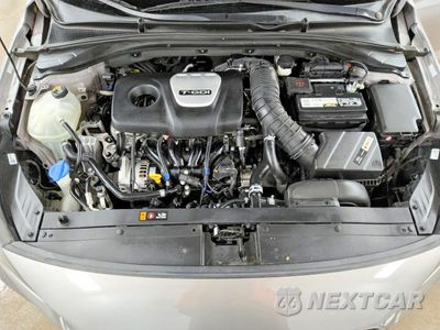 Zdjęcie 11 z 12 samochodu: 2020 HYUNDAI ELANTRA GT N LINE VIN:KMHH55LC6LU131563 - miniatura