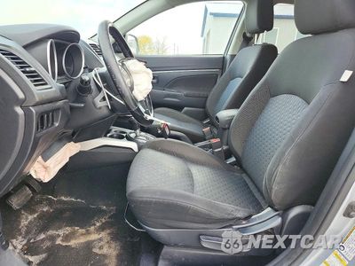 Zdjęcie 7 z 12 samochodu: 2011 MITSUBISHI OUTLANDER SPORT SE VIN:JA4AR4AUXBZ013270 - miniatura