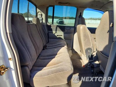 Zdjęcie 10 z 12 samochodu: 2002 DODGE DAKOTA QUAD SLT VIN:1B7HG48N22S684675 - miniatura