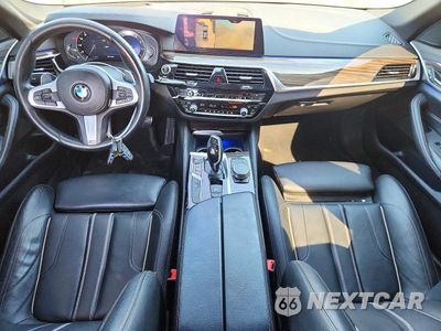 Zdjęcie 8 z 12 samochodu: 2018 BMW 540 I VIN:WBAJE5C50JWA95992 - miniatura