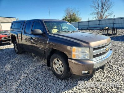 Czwarte zdjęcie samochodu z boku: 2007 CHEVROLET SILVERADO K1500 VIN:2GCEK19J471685569 - miniatura