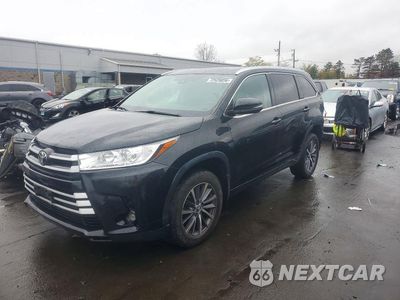 2018 TOYOTA HIGHLANDER XLE 5TDJZRFH6JS545159 - główne zdjęcie licytacji z USA - miniatura