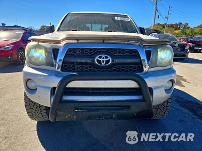 Piąte zdjęcie samochodu w środku: 2011 TOYOTA TACOMA DOUBLE CAB LONG BED VIN:3TMMU4FN6BM028160 - miniatura