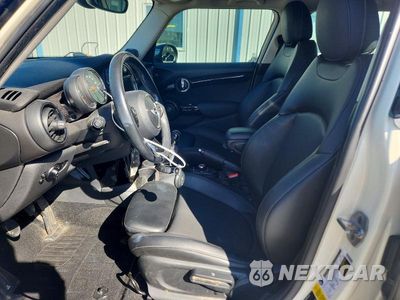 Zdjęcie 7 z 12 samochodu: 2017 MINI COOPER S VIN:WMWXU3C36H2B64332 - miniatura