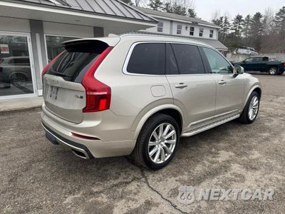Czwarte zdjęcie samochodu z boku: 2016 VOLVO XC90 T8 VIN:YV4BC0PL9G1048520 - miniatura