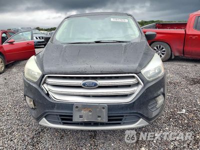 Piąte zdjęcie samochodu w środku: 2017 FORD ESCAPE SE VIN:1FMCU0GD6HUB03871 - miniatura