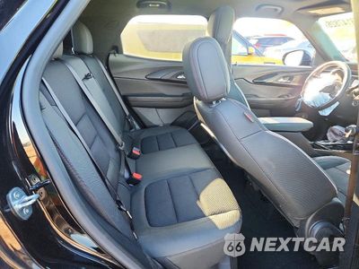 Zdjęcie 10 z 12 samochodu: 2023 CHEVROLET TRAILBLAZER RS VIN:KL79MTSL2PB118728 - miniatura