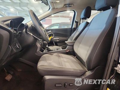 Zdjęcie 7 z 12 samochodu: 2017 FORD ESCAPE SE VIN:1FMCU0GD8HUA16117 - miniatura