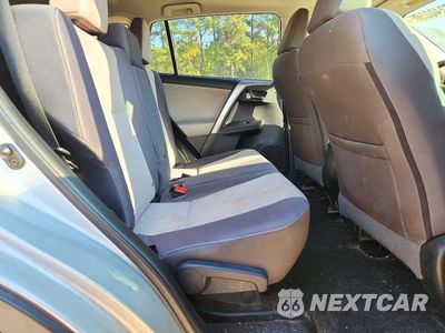 Zdjęcie 11 z 13 samochodu: 2015 TOYOTA RAV4 XLE VIN:2T3WFREV1FW185911 - miniatura