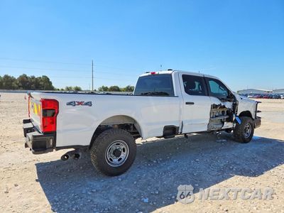 Trzecie zdjęcie samochodu z tyłu: 2026 FORD F350 SUPER DUTY VIN:1FT8W3BT7TED22720 - miniatura