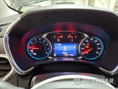 Zdjęcie 9 z 14 samochodu: 2020 CHEVROLET EQUINOX LT VIN:2GNAXTEV5L6126850 - miniatura