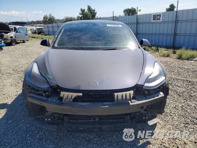 Piąte zdjęcie samochodu w środku: 2023 TESLA MODEL 3 VIN:5YJ3E1EA3PF709443 - miniatura