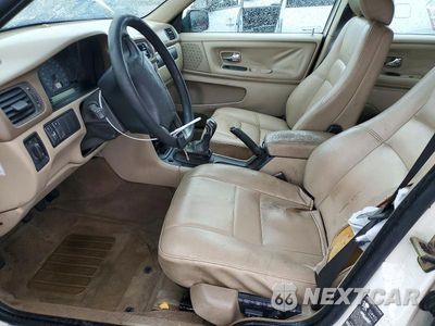 Zdjęcie 7 z 12 samochodu: 1999 VOLVO V70 VIN:YV1LW55A3X2623115 - miniatura