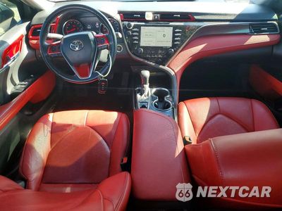 Zdjęcie 8 z 12 samochodu: 2020 TOYOTA CAMRY XSE VIN:4T1K61AK1LU944587 - miniatura