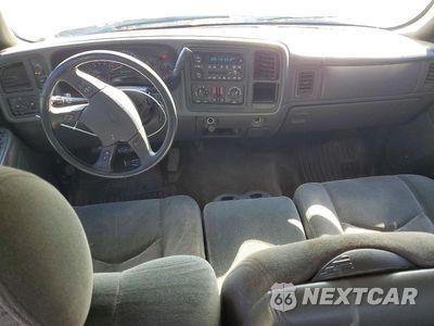 Zdjęcie 8 z 12 samochodu: 2004 CHEVROLET 3500 VIN:1GCHK33284F211199 - miniatura