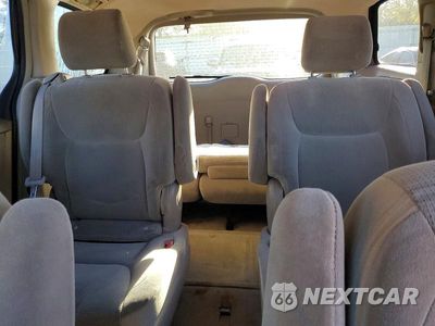 Zdjęcie 10 z 13 samochodu: 2005 TOYOTA SIENNA LE 7 PASSENGER VIN:5TDZA23C45S339662 - miniatura